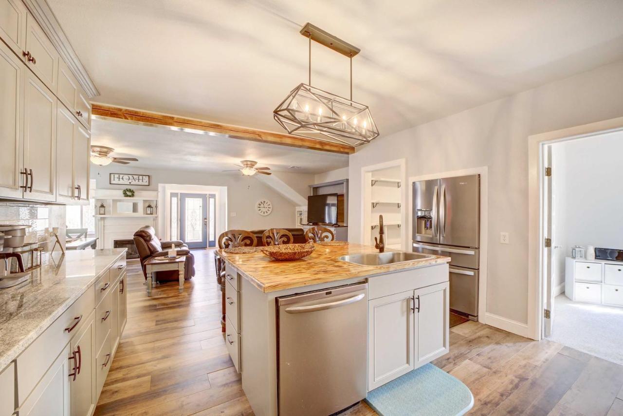 Pet-Friendly Afton Vacation Rental With Game Room エクステリア 写真